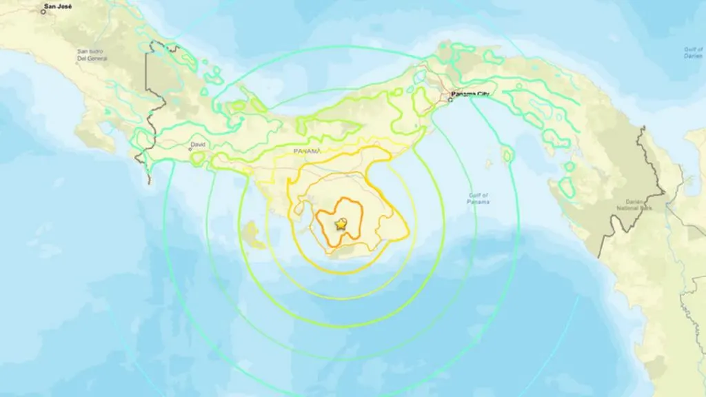 Un potente sismo sacudió Panamá y activó alertas por tsunami en el Pacífico