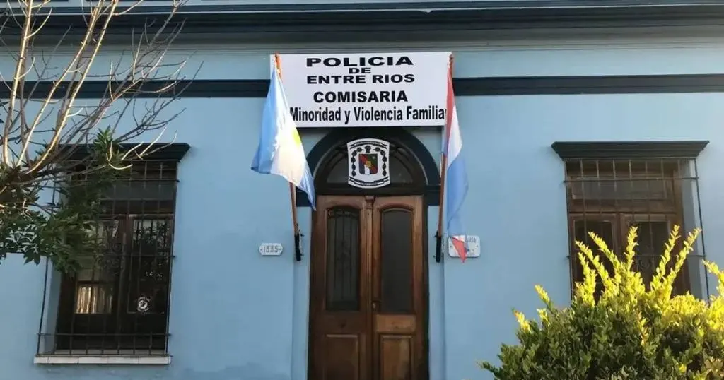 Una joven quedó detenida por darle una bofetada a una agente de policía