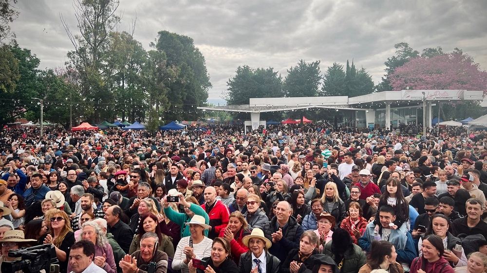 Una multitud acompañó el festejo aniversario de Aldea María Luisa