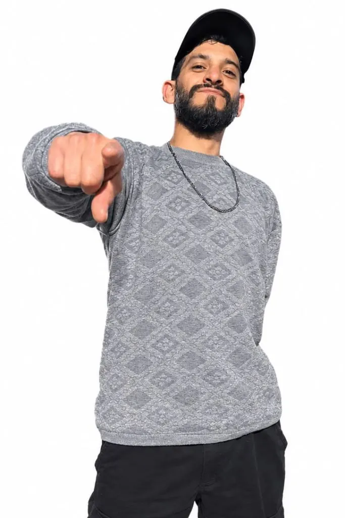 Una nueva propuesta musical comienza a sonar en Concepción del Uruguay: Maxi Mercanzini presenta “Por Ti”