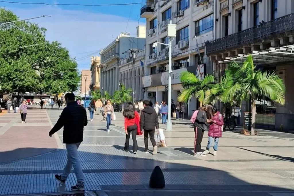 UniPase suma descuentos especiales por el Día de la Madre: cuáles son los comercios adheridos