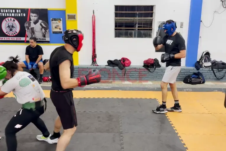 Velada de boxeo en el Club Paracao: cinco púgiles locales subirán al ring