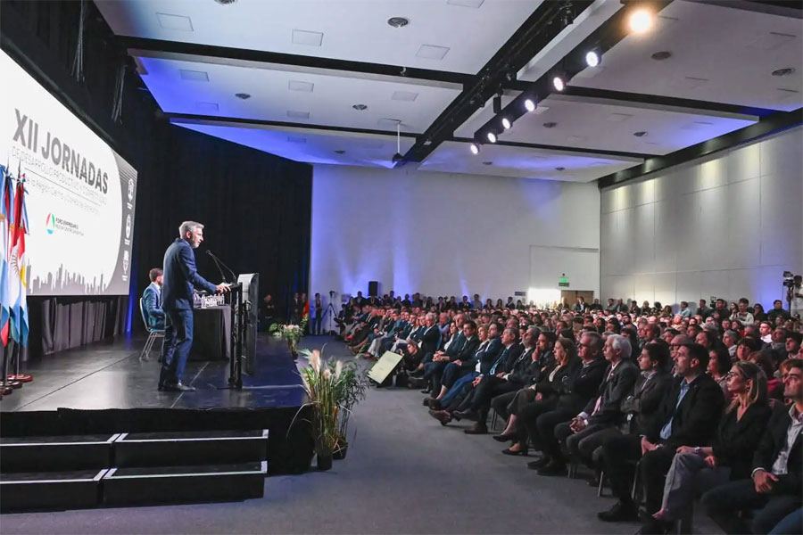Villa Elisa en las Jornadas de Desarrollo Productivo y Competitividad de la Región Centro