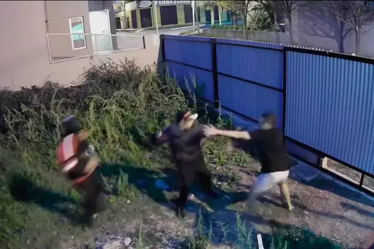 Violento intento de asalto a un abogado entrerriano: lo atacaron con un cuchillo y una piedra