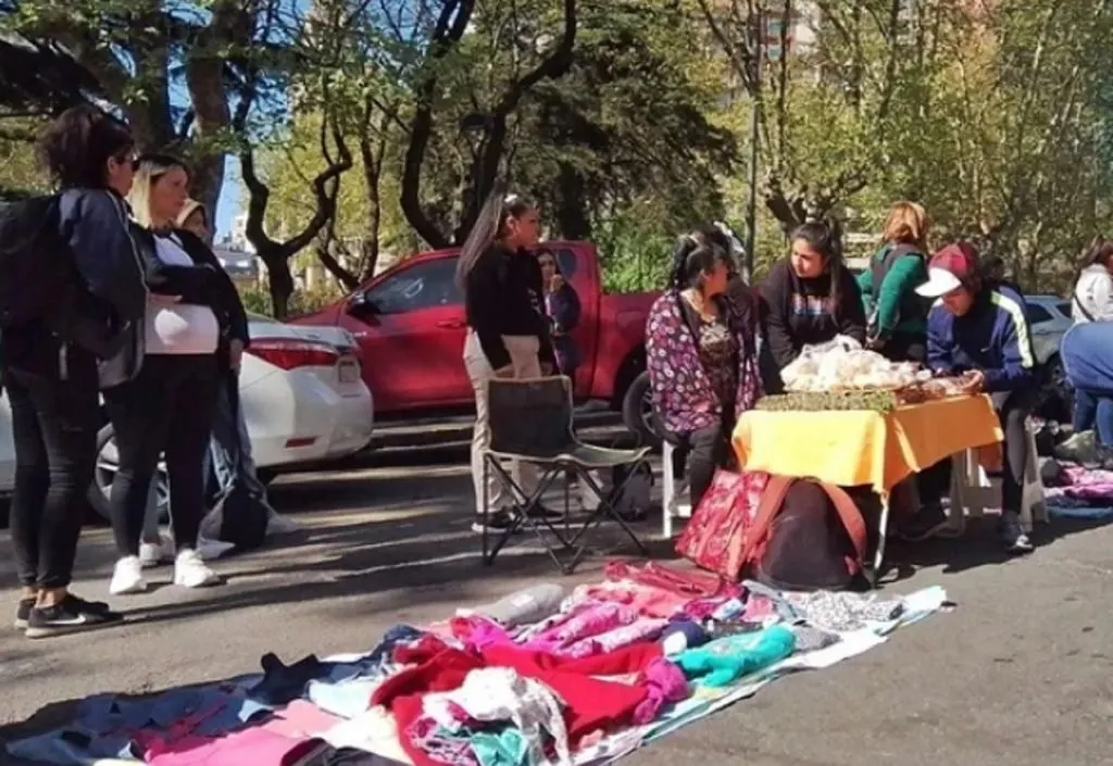 Vuelve el trueque: una sociedad de fomento organizó un intercambio vecinal