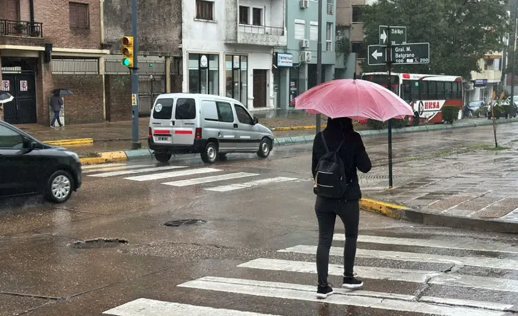 Vuelven las lluvias y podrían complicar la crecida de los ríos Paraná y Uruguay en Entre Ríos