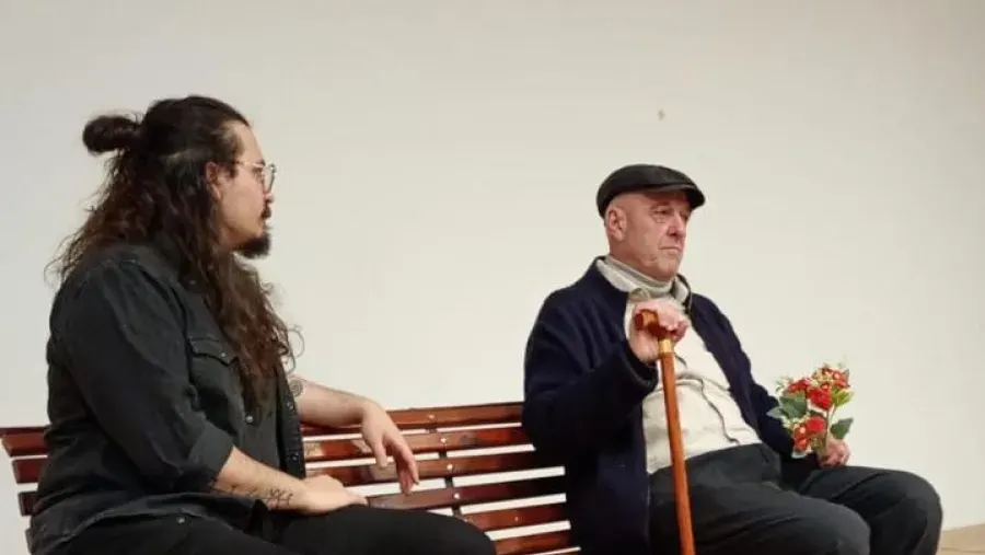“¿Ya pasó Fangio?” llega a Casa Boulevard con una historia sobre los afectos y el encuentro entre generaciones